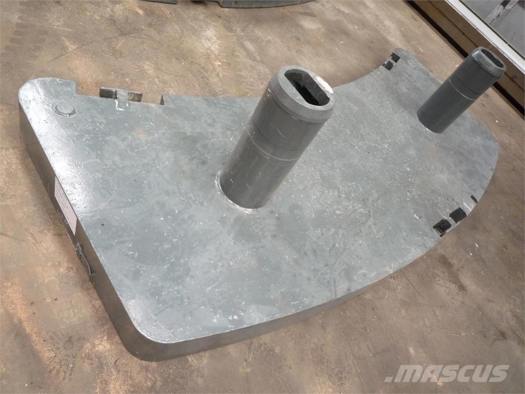 Grove GMK 4075 counterweight 3,3 ton Peças e equipamentos para guindastes