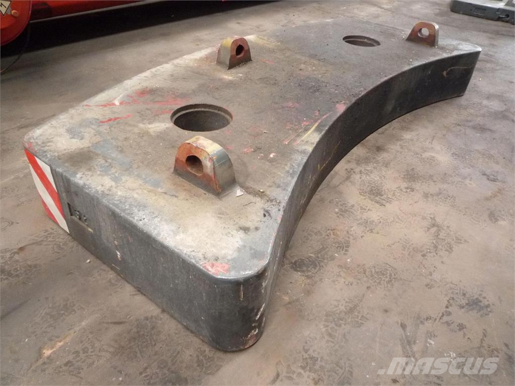 Grove GMK 4075 counterweight 5,0 ton 起重机配件设备