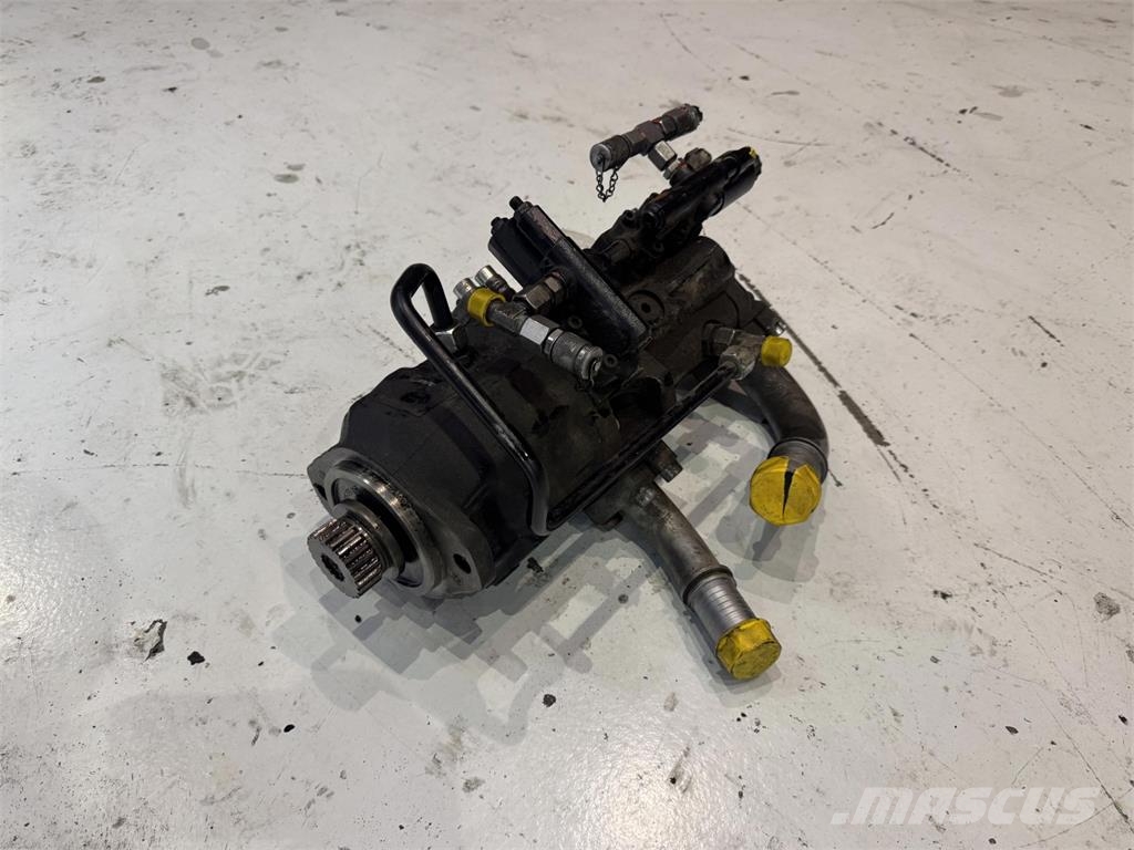 Grove GMK 4090 combination of pump أجزاء ومعدات رافعات