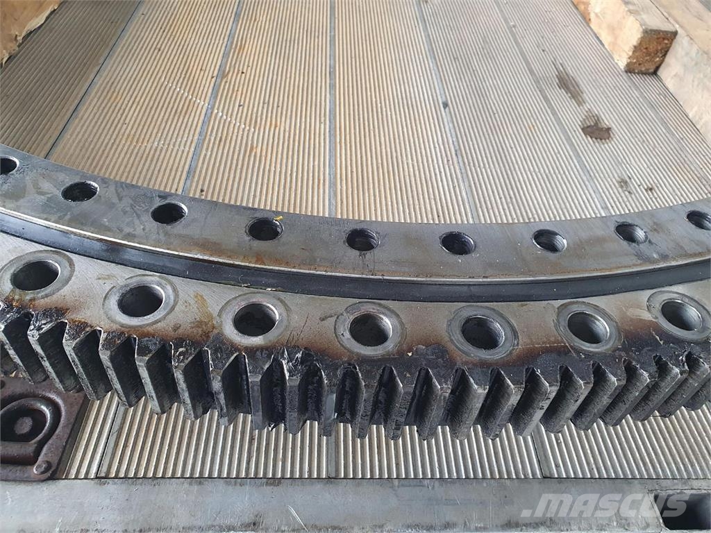 Grove GMK 4100L slewing Ring クレーン部品と設備
