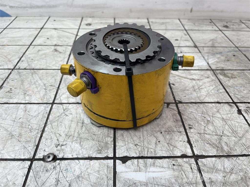Grove GMK 6300L multiple-disk brake Oprema i dijelovi za kranove