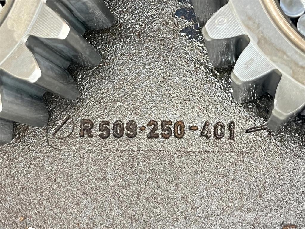 Grove GMK planetary gear 12-23-60-34-3pl-H135-46 Osovine