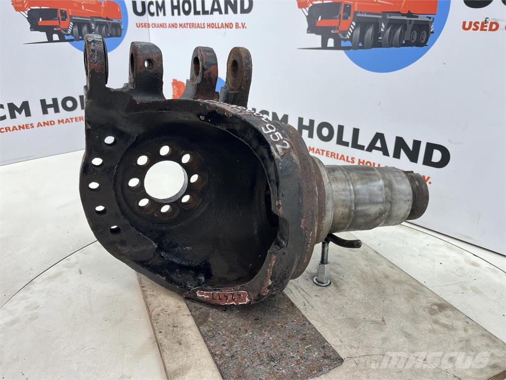 Grove GMK Steering knuckle 16 holes Axles
