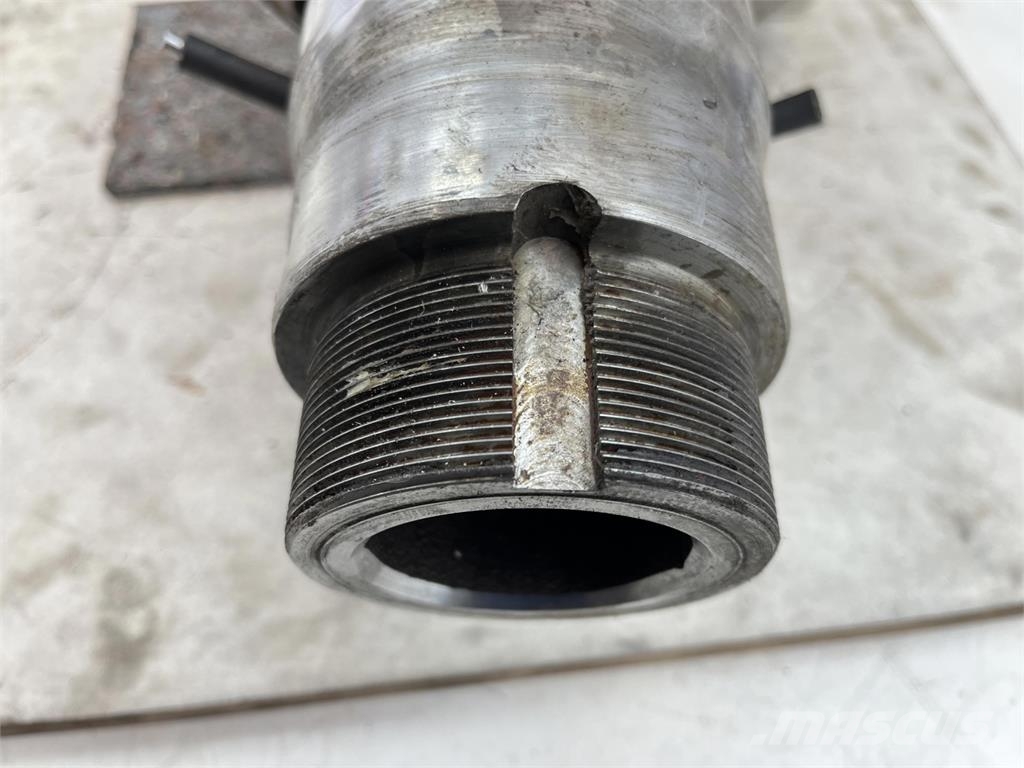 Grove GMK Steering knuckle 16 holes Axles