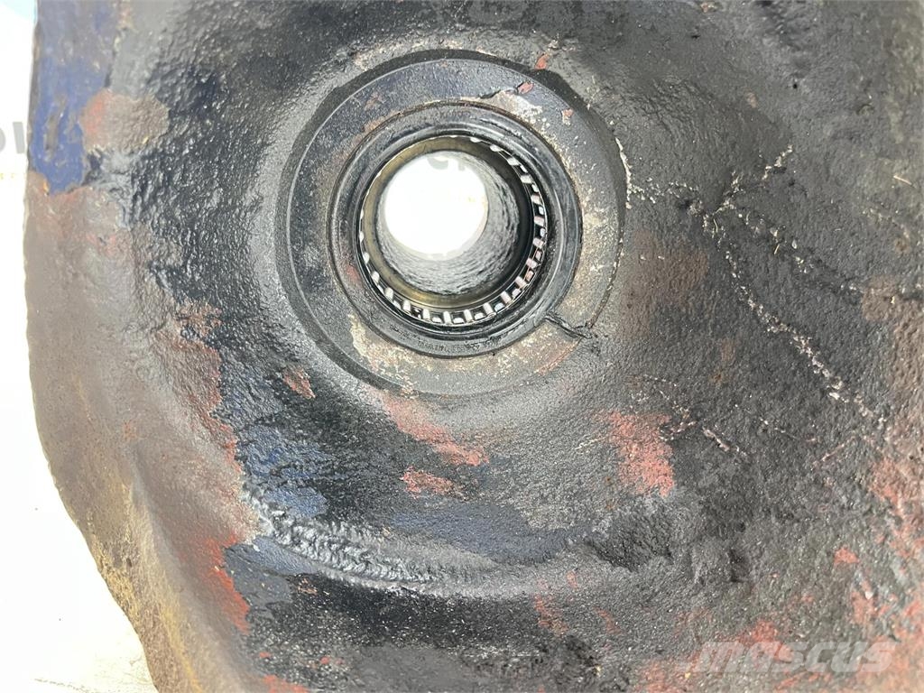 Grove GMK Steering knuckle 16 holes Osovine