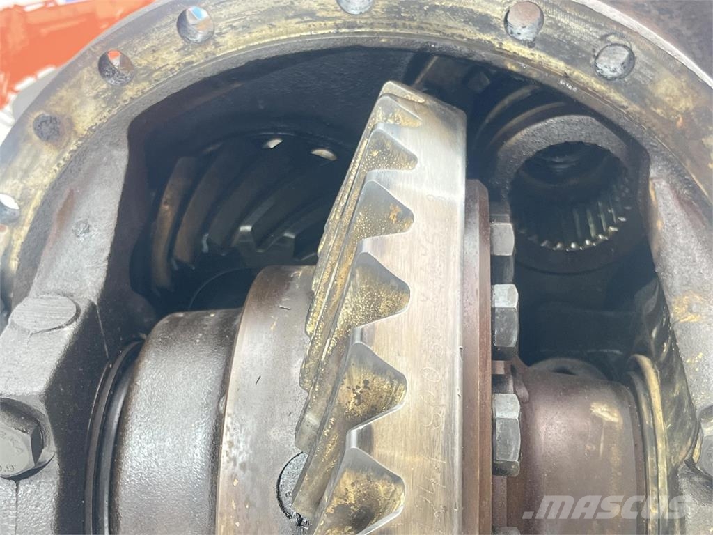 Kessler Mid differential 17x36 أجزاء ومعدات رافعات
