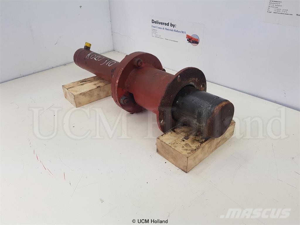 Krupp 350 GMT counterweight locking cylinder Krandele og udstyr