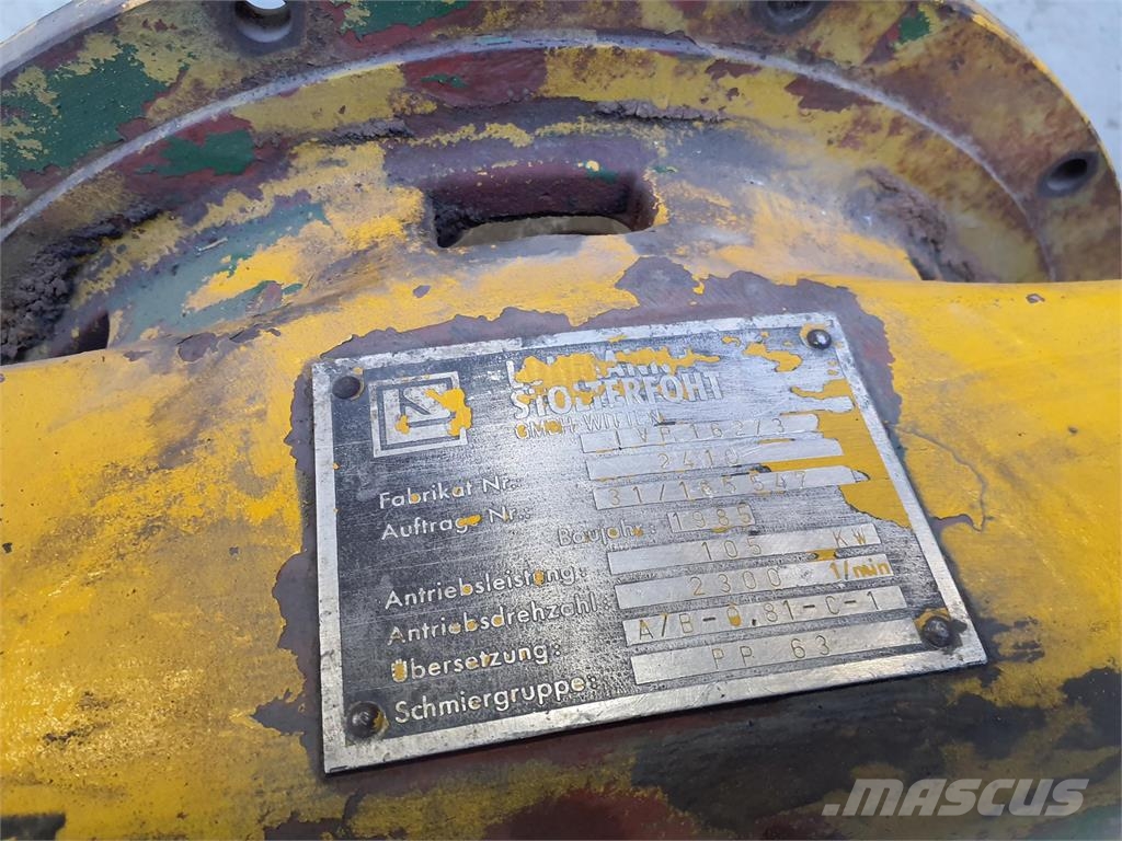 Krupp 70 GMT distributor gear box with pump set Delovi i oprema za kran