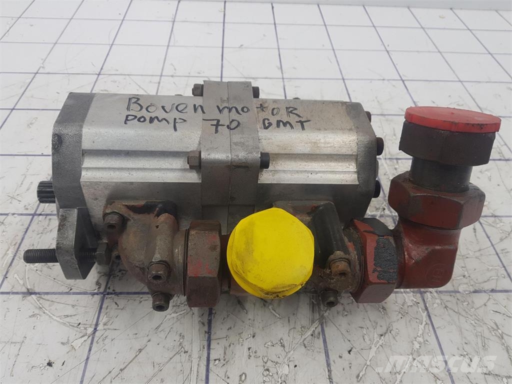 Krupp 70 GMT dual gear pump Delovi i oprema za kran