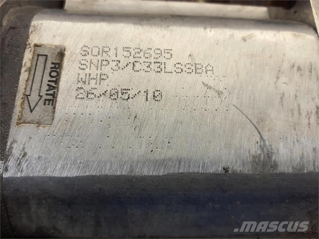 Krupp 70 GMT dual gear pump Delovi i oprema za kran