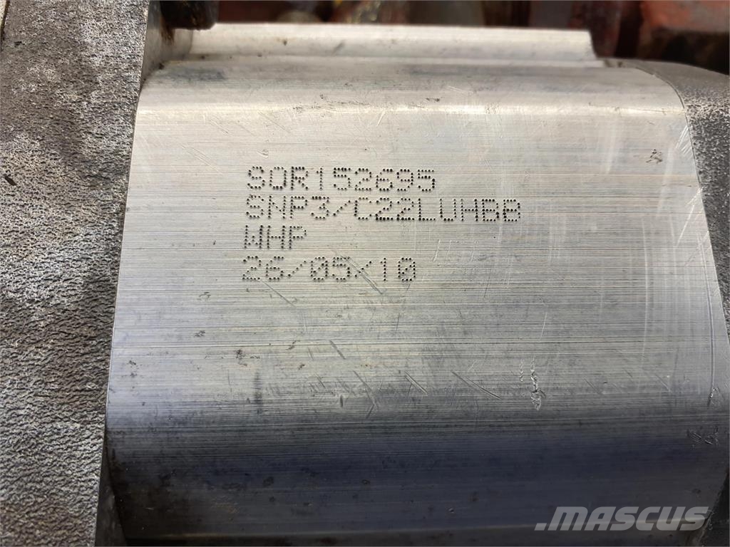 Krupp 70 GMT dual gear pump Delovi i oprema za kran