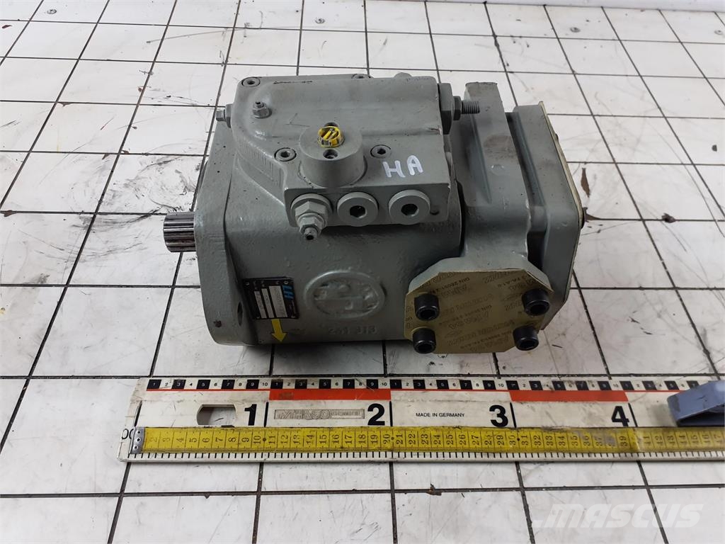 Krupp KMK 3045 / 4070 pump Hydromatik Delovi i oprema za kran