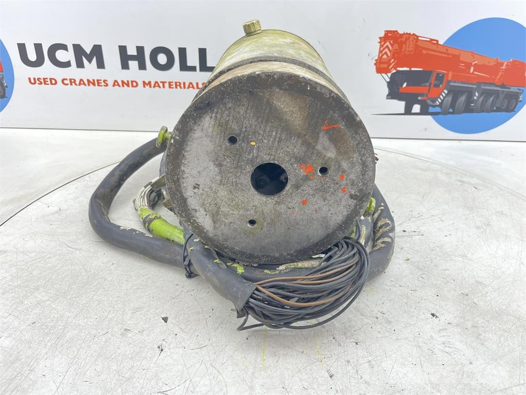 Krupp KMK 3045 Electric swivel Delovi i oprema za kran