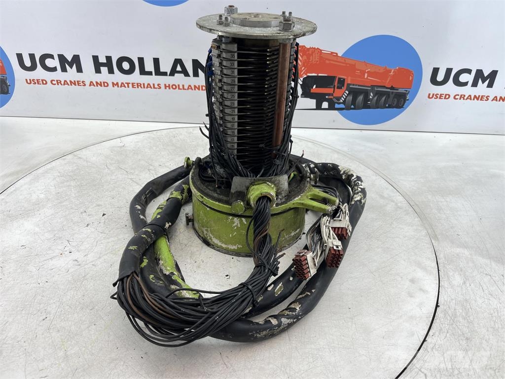 Krupp KMK 3045 Electric swivel Delovi i oprema za kran