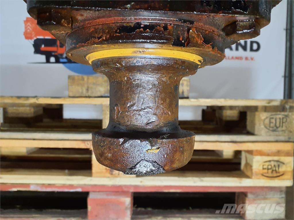Krupp KMK 3045 outrigger beam complete Części do dźwigów oraz wyposażenie