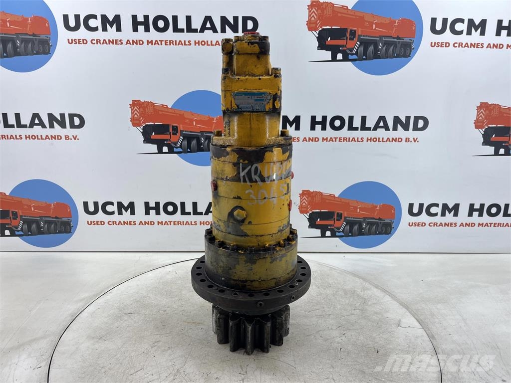 Krupp KMK 3045 slewing gear أجزاء ومعدات رافعات