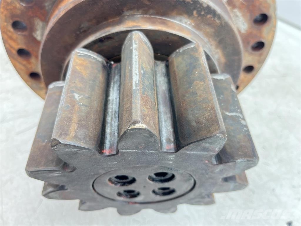 Krupp KMK 3045 slewing gear Piezas y equipos para grúas