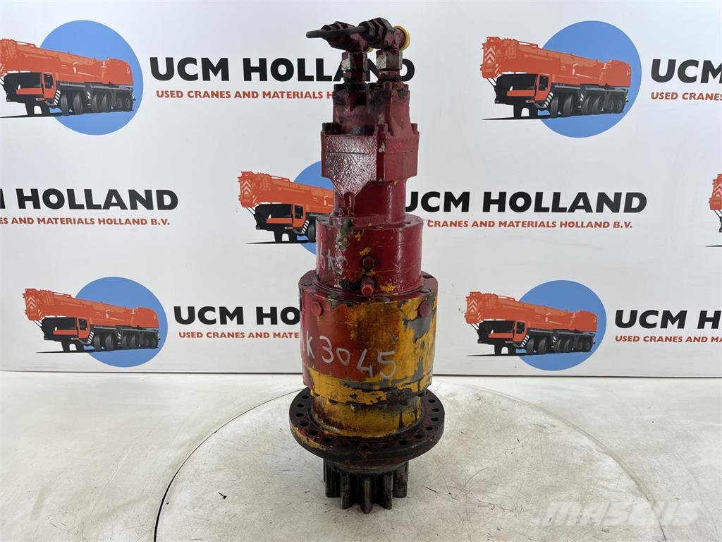 Krupp KMK 3045 slewing gear Delovi i oprema za kran