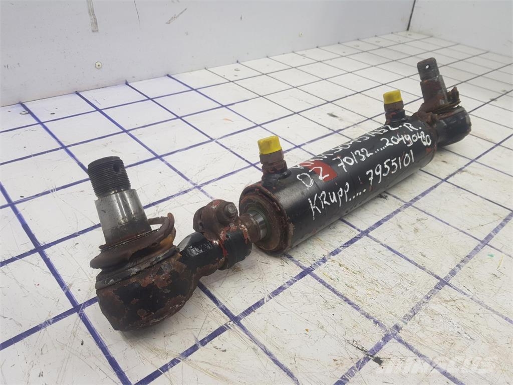 Krupp KMK 3045 steering cylinder Delovi i oprema za kran