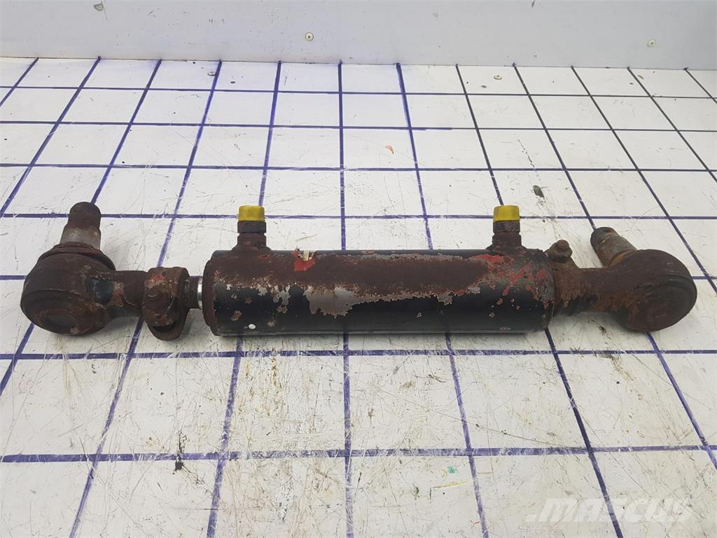 Krupp KMK 3045 steering cylinder Delovi i oprema za kran