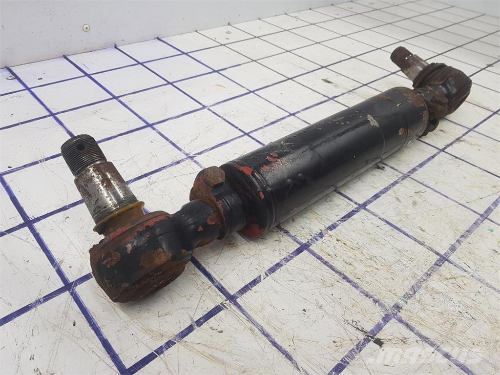 Krupp KMK 3045 steering cylinder Delovi i oprema za kran