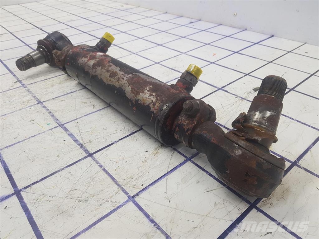 Krupp KMK 3045 steering cylinder Delovi i oprema za kran