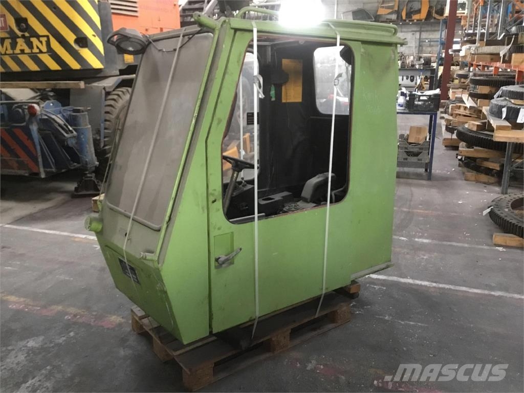 Krupp KMK 3045 upper cabin Cabina