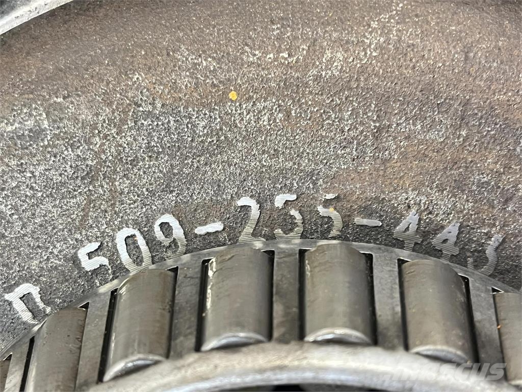 Krupp KMK 3050 planetary gear 12-23-60-34-3pl-H135-46 Ejes