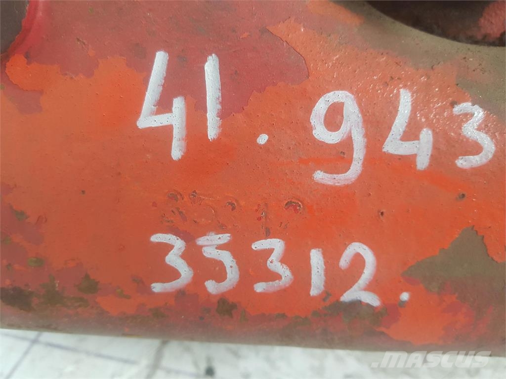 Krupp KMK 4070 axle 3 diff box Części do dźwigów oraz wyposażenie