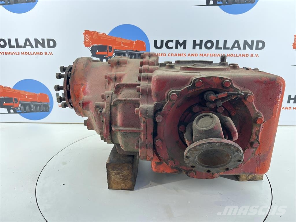 Krupp KMK 4070 axle 3 diff box Części do dźwigów oraz wyposażenie