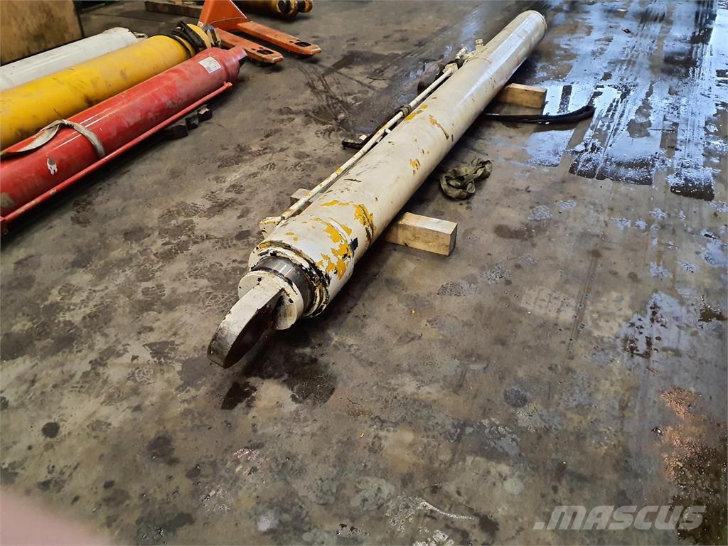 Krupp KMK 4070 boom cylinder Krandele og udstyr