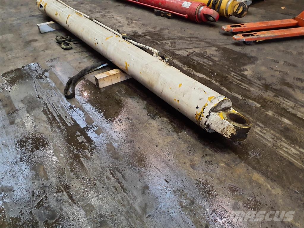 Krupp KMK 4070 boom cylinder Krandele og udstyr