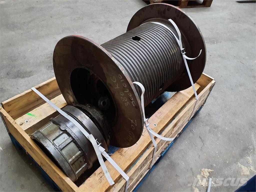 Krupp KMK 4070 winch Części do dźwigów oraz wyposażenie