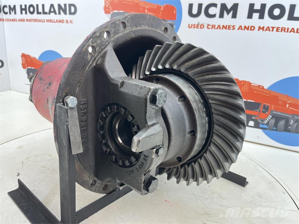 Krupp KMK 5100 end differential 17x36 axle 5 Części do dźwigów oraz wyposażenie