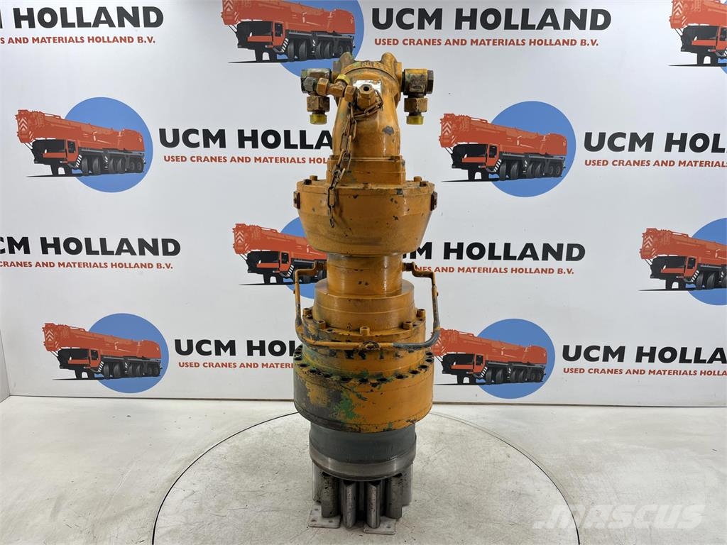 Krupp KMK 5100 Slewing gear Diely a zariadenia žeriavov