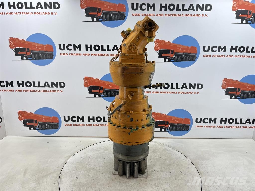 Krupp KMK 5100 Slewing gear Diely a zariadenia žeriavov