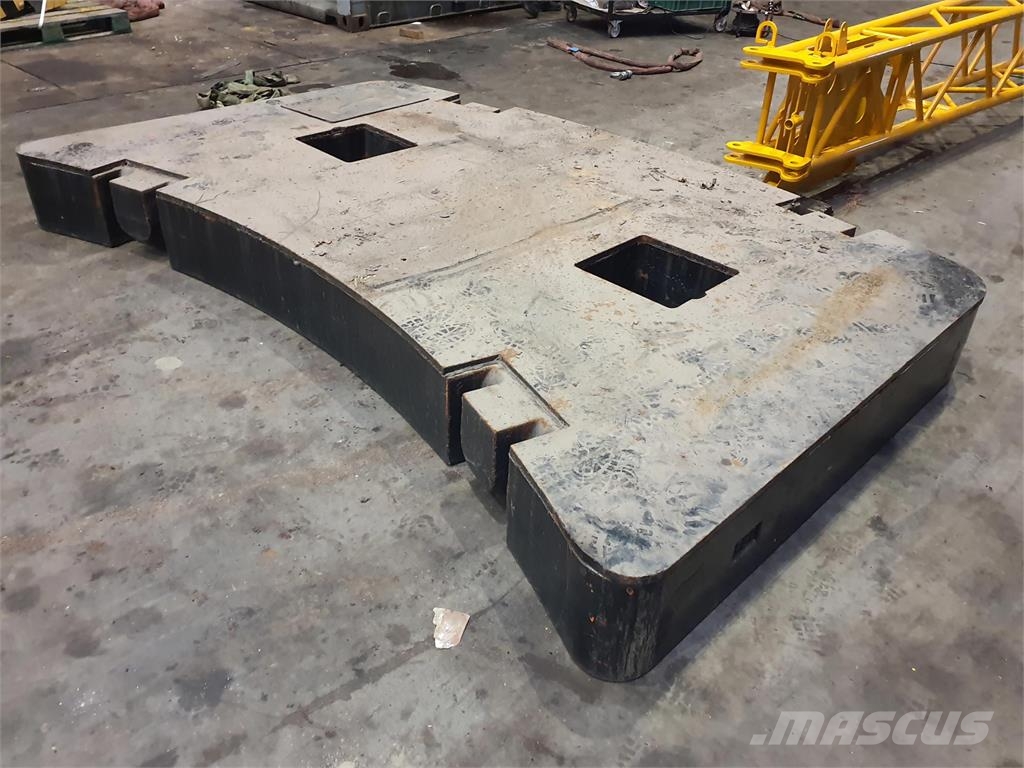 Krupp KMK 5160 counterweight 9,5t Delovi i oprema za kran