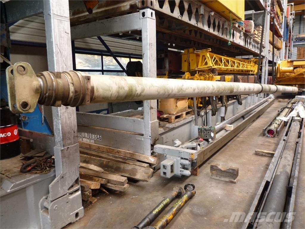 Krupp KMK 6160/6180/6200 telescopic cylinder double Części do dźwigów oraz wyposażenie