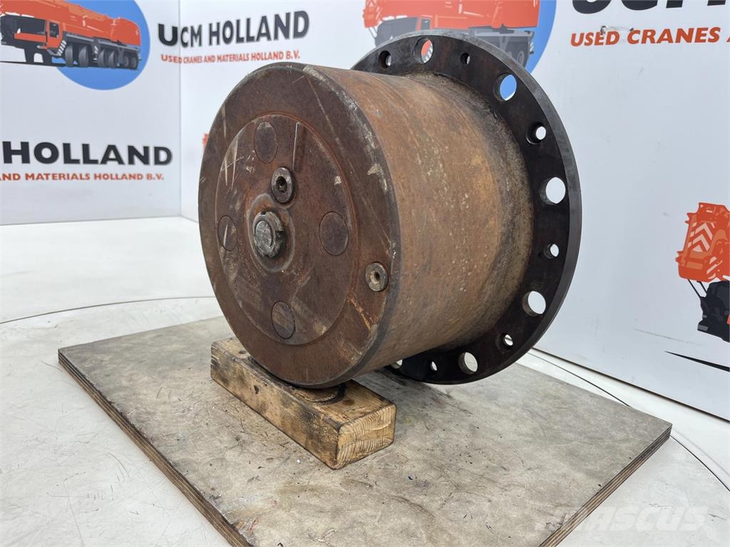 Krupp KMK 8350 planetary gear 22-25-74-40-4pl-H185-46 Ejes