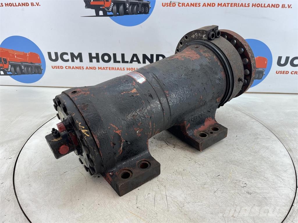 Krupp KMK Megatrak cylinder 軸