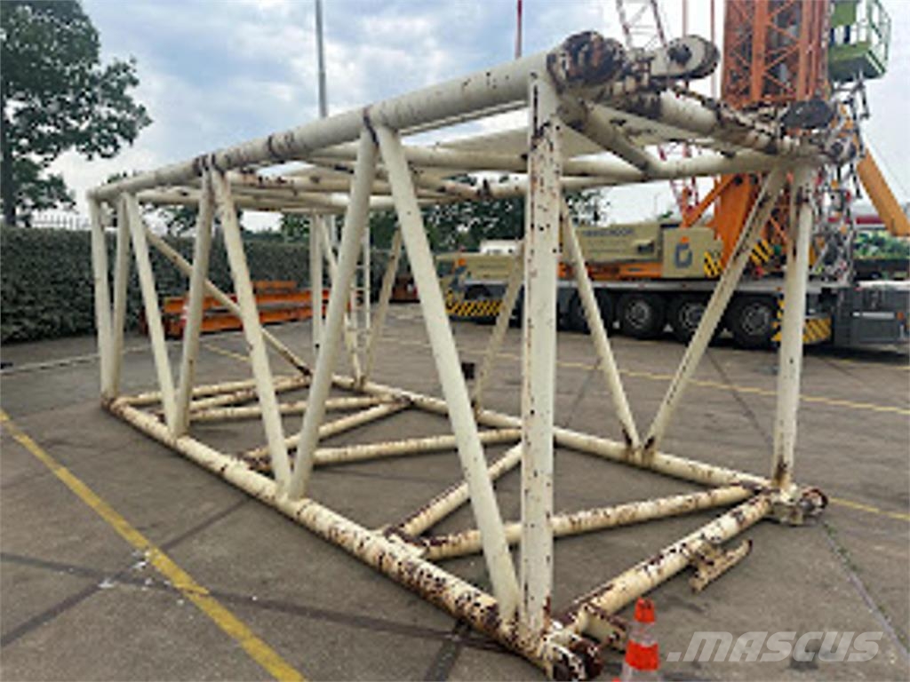 Liebherr LG 1550 L section 7 meter أجزاء ومعدات رافعات