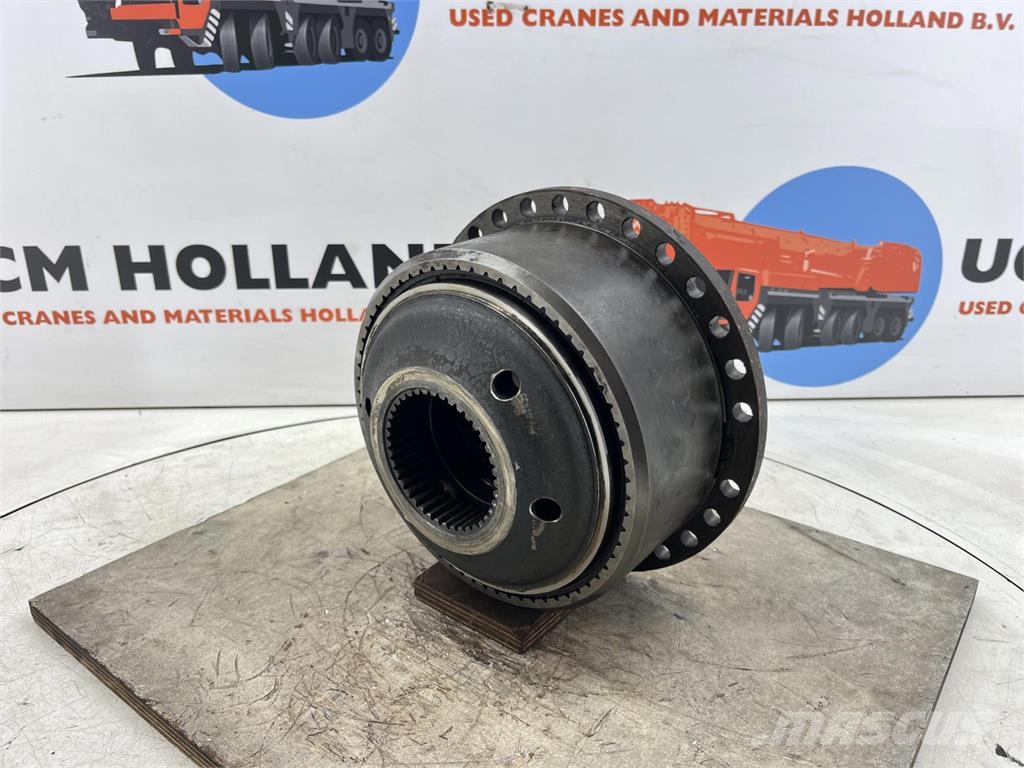 Liebherr LT 1055 planetary gear 19-22-65-40-3pl-H25 محور العجلة