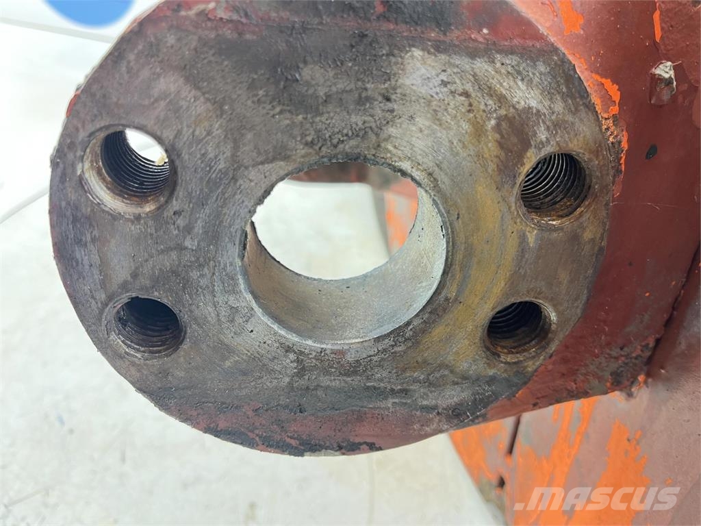 Liebherr LT 1055 Steering knuckle axle 2 Assi