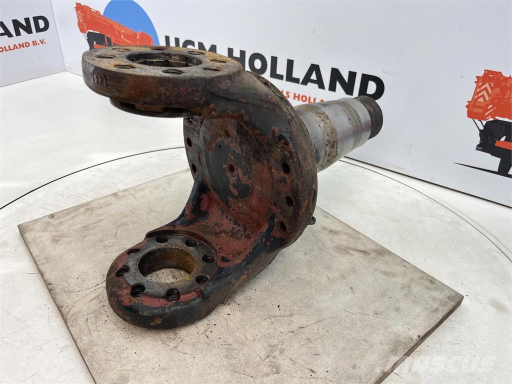 Liebherr LT 1090 Steering knuckle 16 holes Osovine