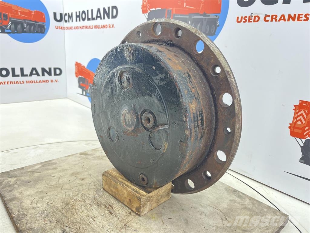 Liebherr LTM 1025 planetary gear 17-24-67-32-3pl-H85 Akslar