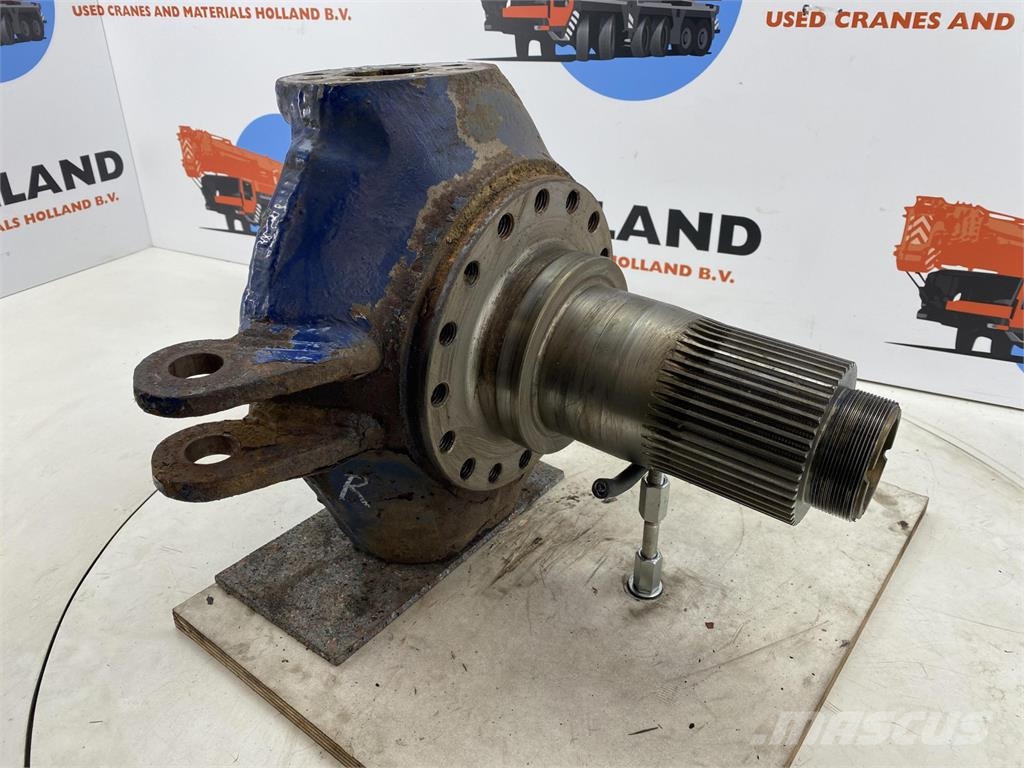 Liebherr LTM 1030-2 Steering knuckle 16 holes axle 2 轴