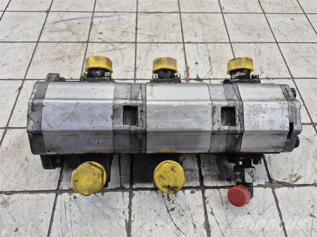 Liebherr LTM 1035-2 3 way gear pump Krandele og udstyr