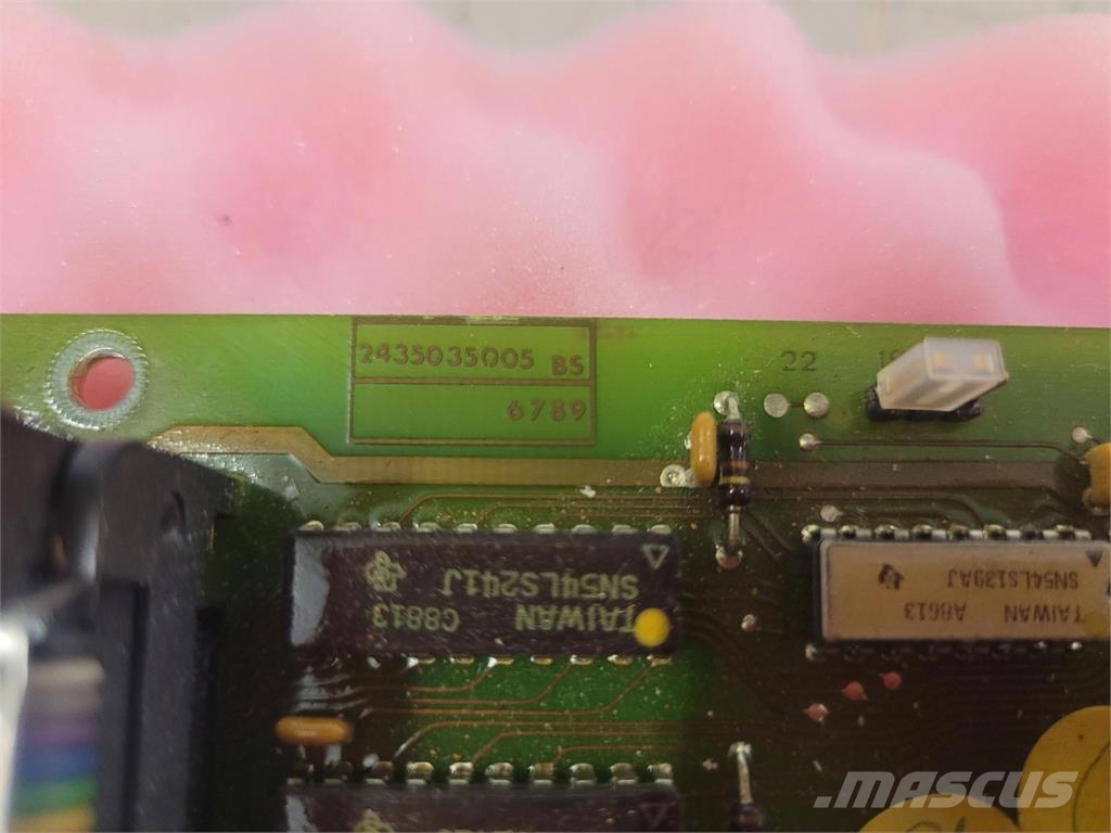 Liebherr LTM 1035-2 motherboard 018 Krandele og udstyr