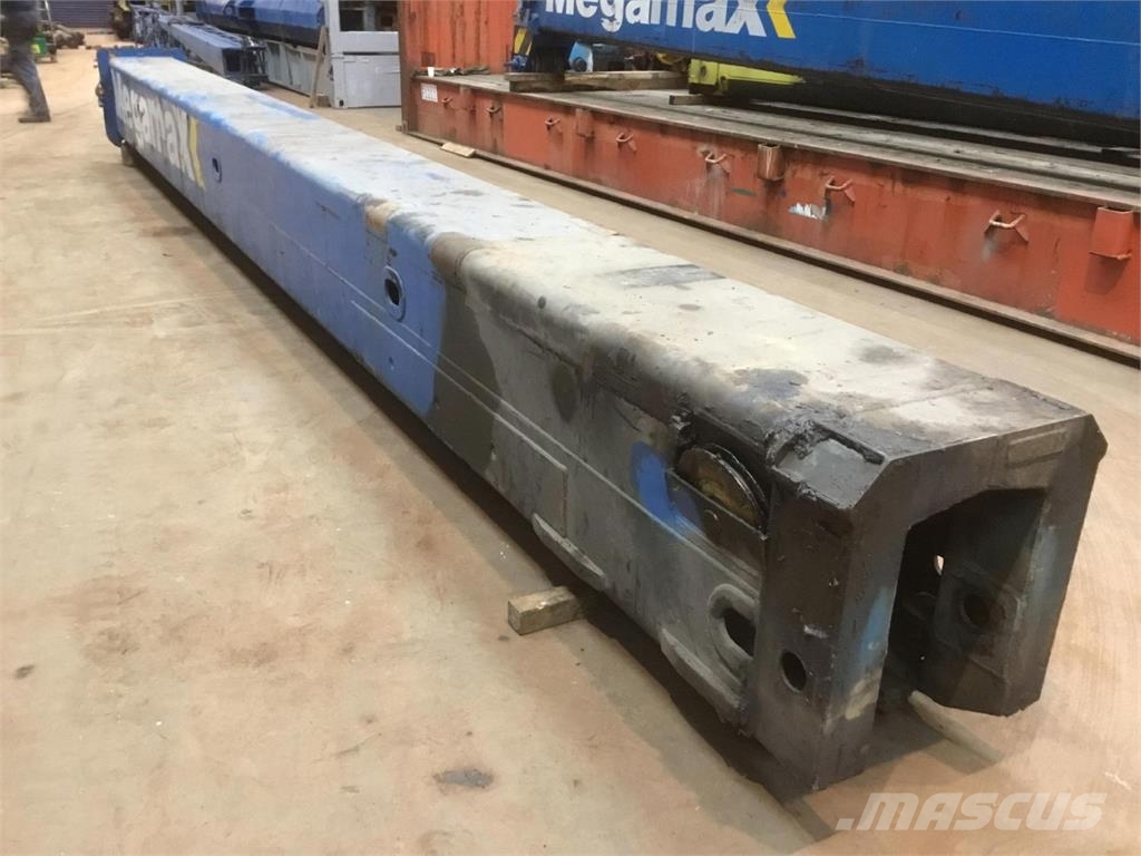 Liebherr LTM 1035/2 telescopic section 1 Piezas y equipos para grúas