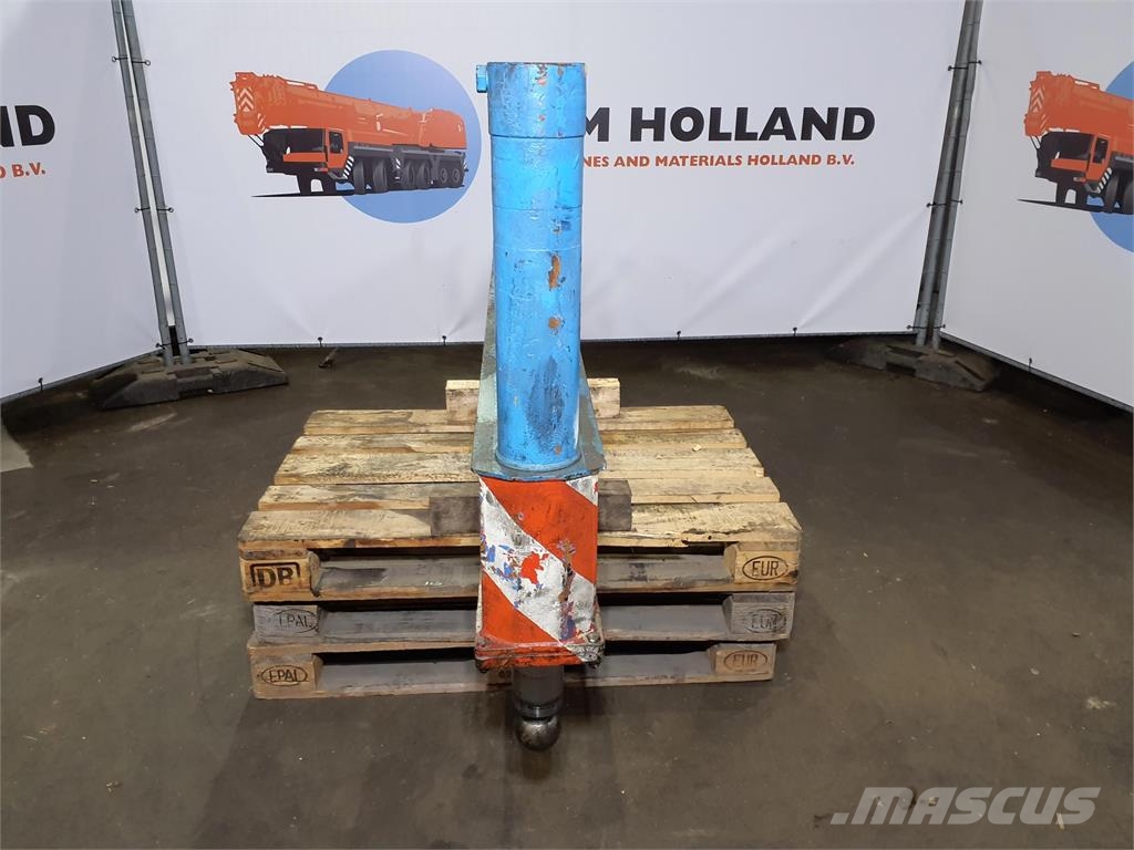 Liebherr LTM 1035-3 outrigger beam front complete Запчасти для кранов